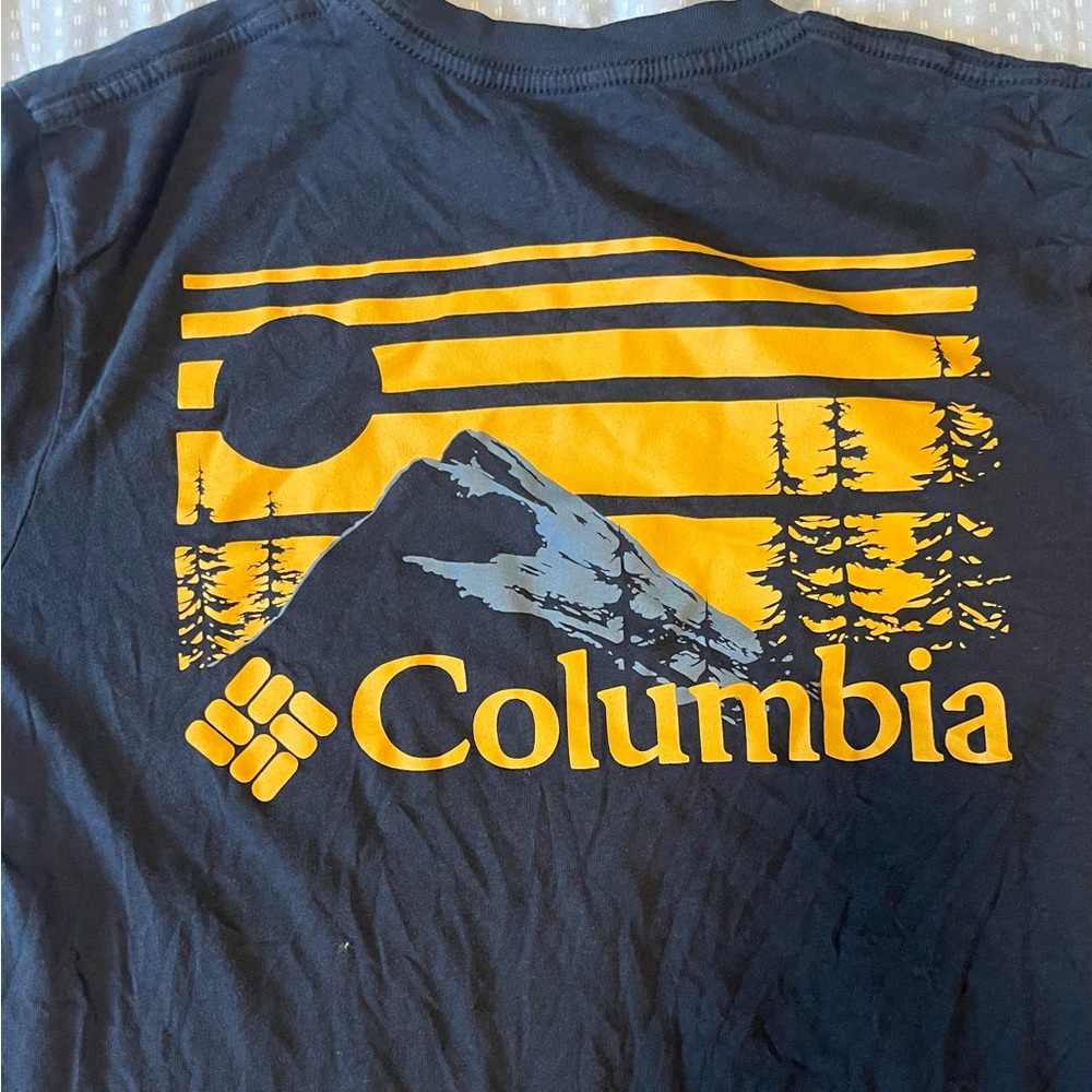 Columbia Dark Blue Tee with Yellow Mountain Design